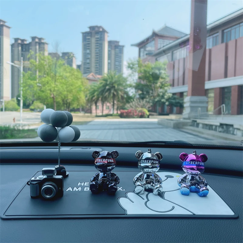 汽车中控台暴力熊摆件车载新款女生小熊装饰车内男生高档创意饰品