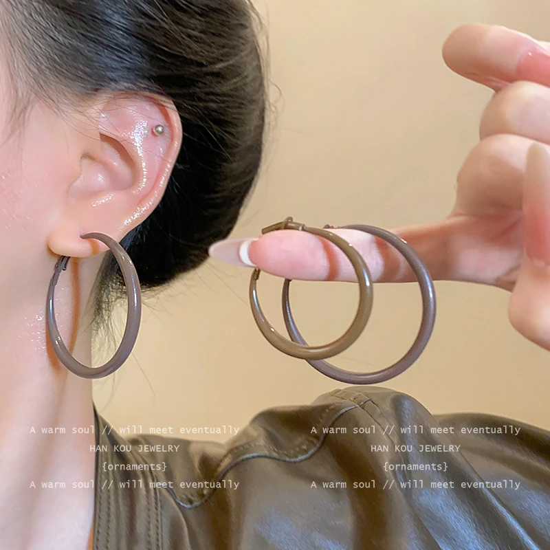 合金耳饰 咖色素圈大耳圈女方圆脸大圈耳环轻奢高级感圈圈耳饰品