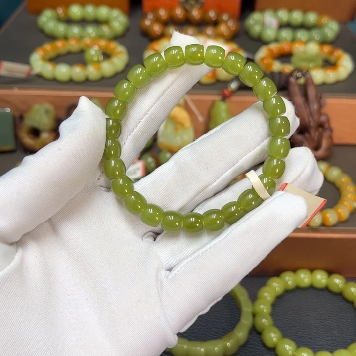 未镶嵌手链透闪石质玉