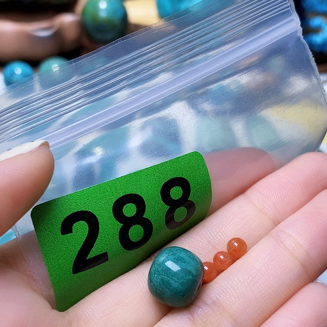 未镶嵌南红玛瑙珠宝奇石