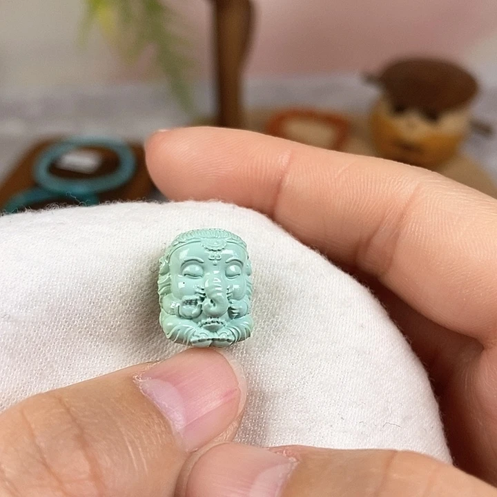 绿松石配饰未镶嵌我***多