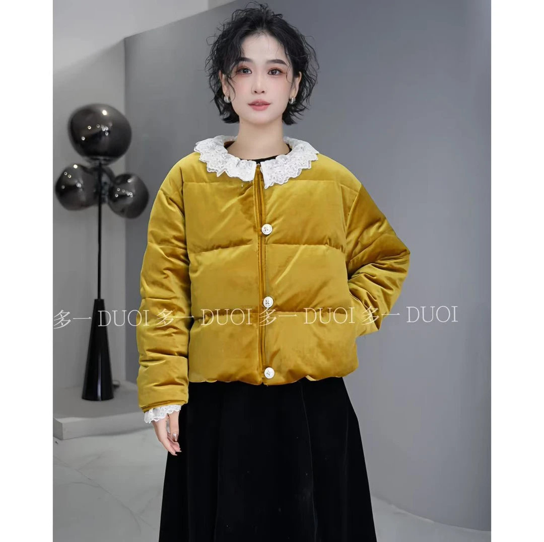 多一“锦上添花”2024冬季法式蕾丝花边拼接丝绒高级感保暖羽绒服