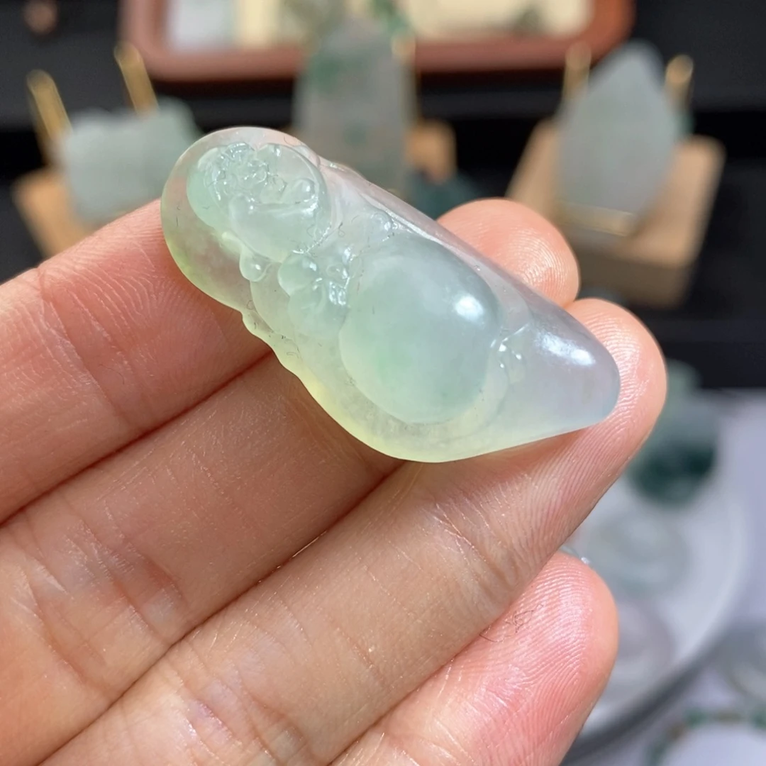 定制翡翠未镶嵌佛公
