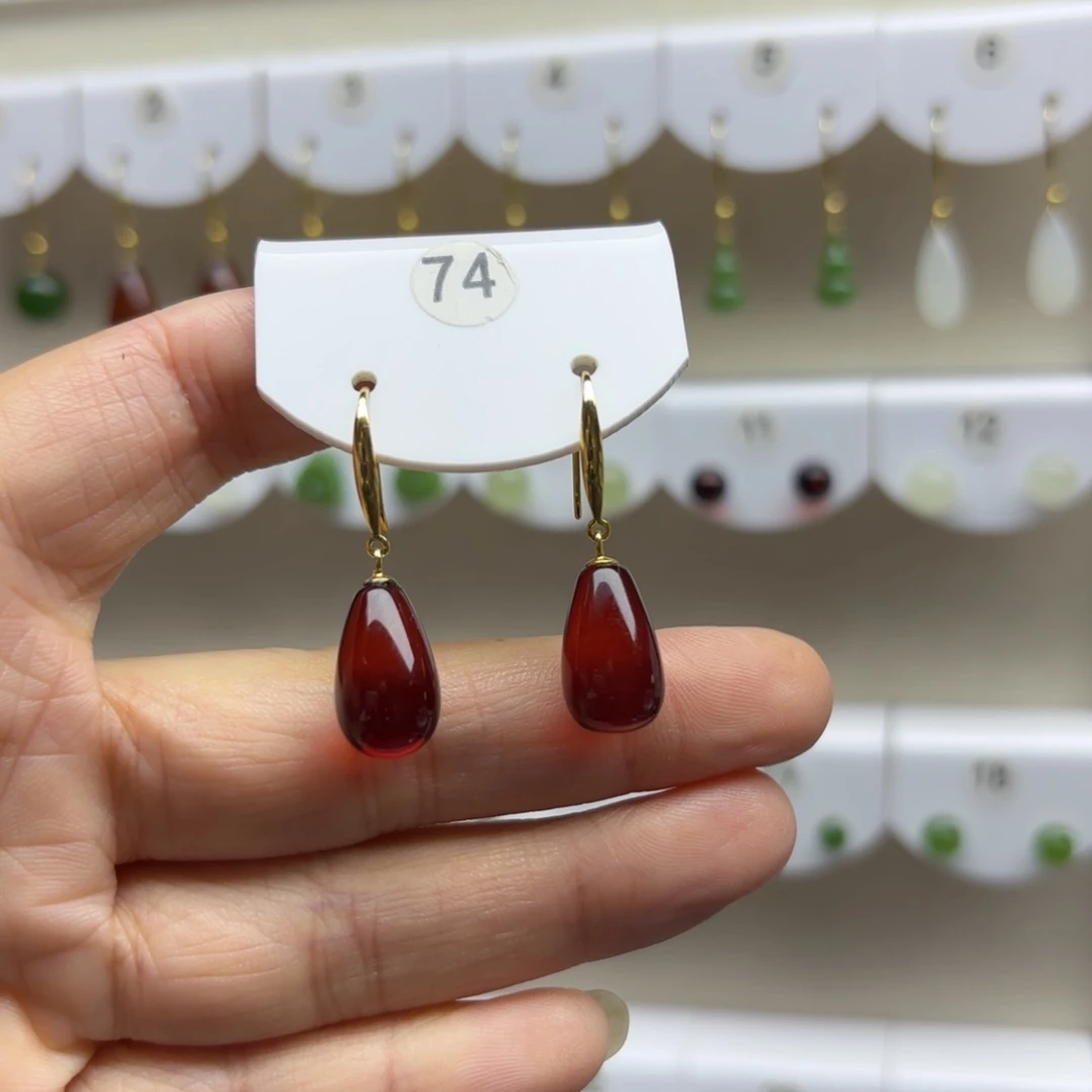 血珀银S925镶嵌耳饰