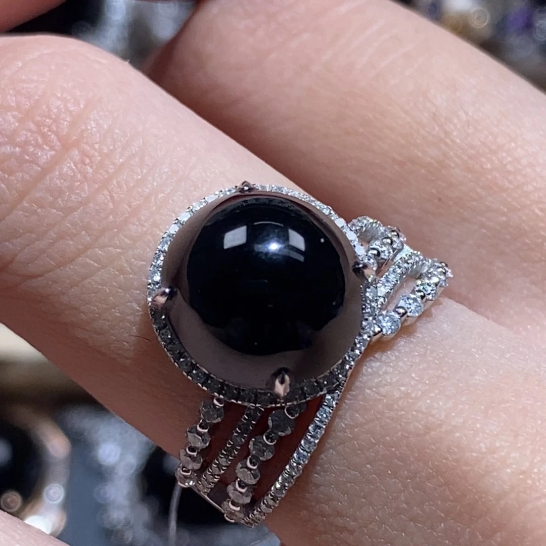 18K金镶嵌戒指翡翠