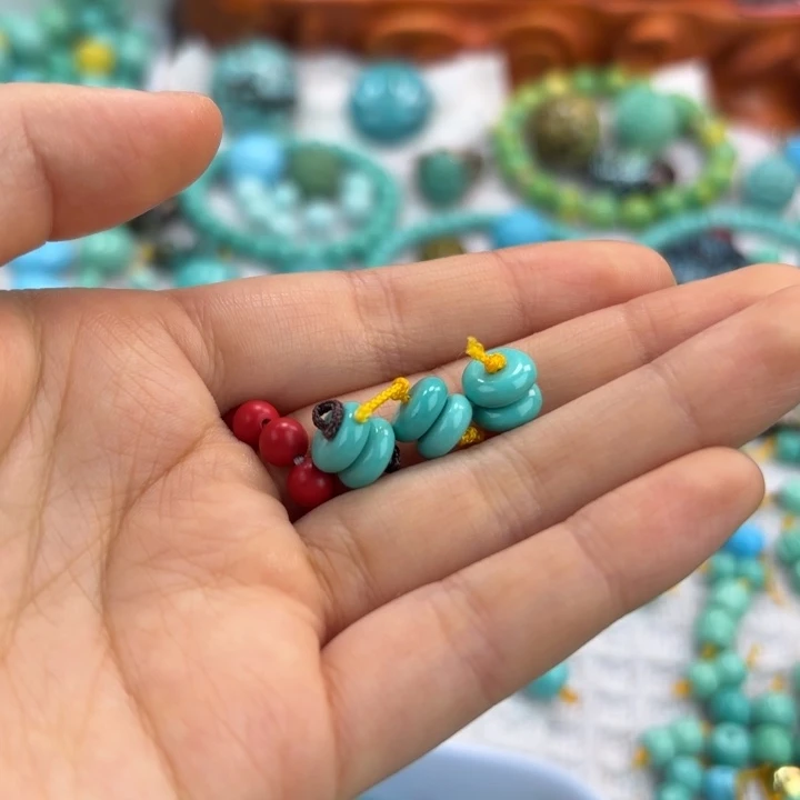 碧***人南红玛瑙未镶嵌珠宝奇石绿松石