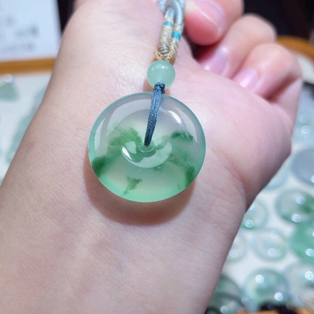 颈饰未镶嵌翡翠扣子