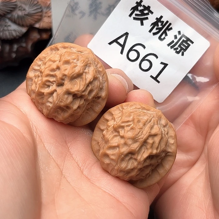 吊坠文玩核桃瓷娃娃37+