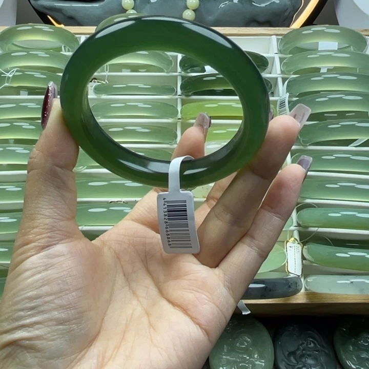 娟***6岫玉未镶嵌手镯岫玉