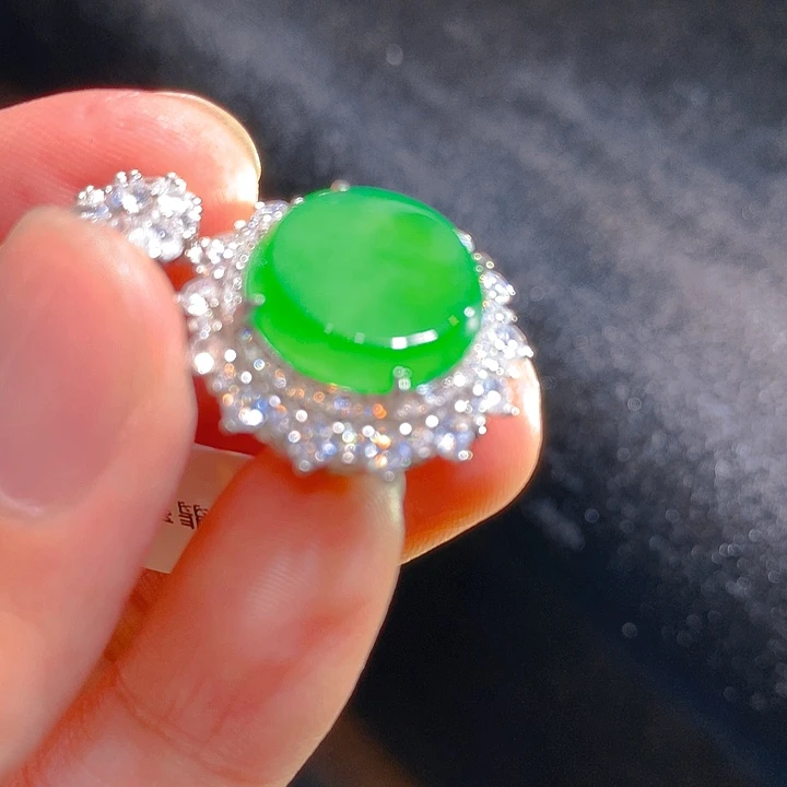 【闪购商品】翡翠颈饰银S925镶嵌翡翠