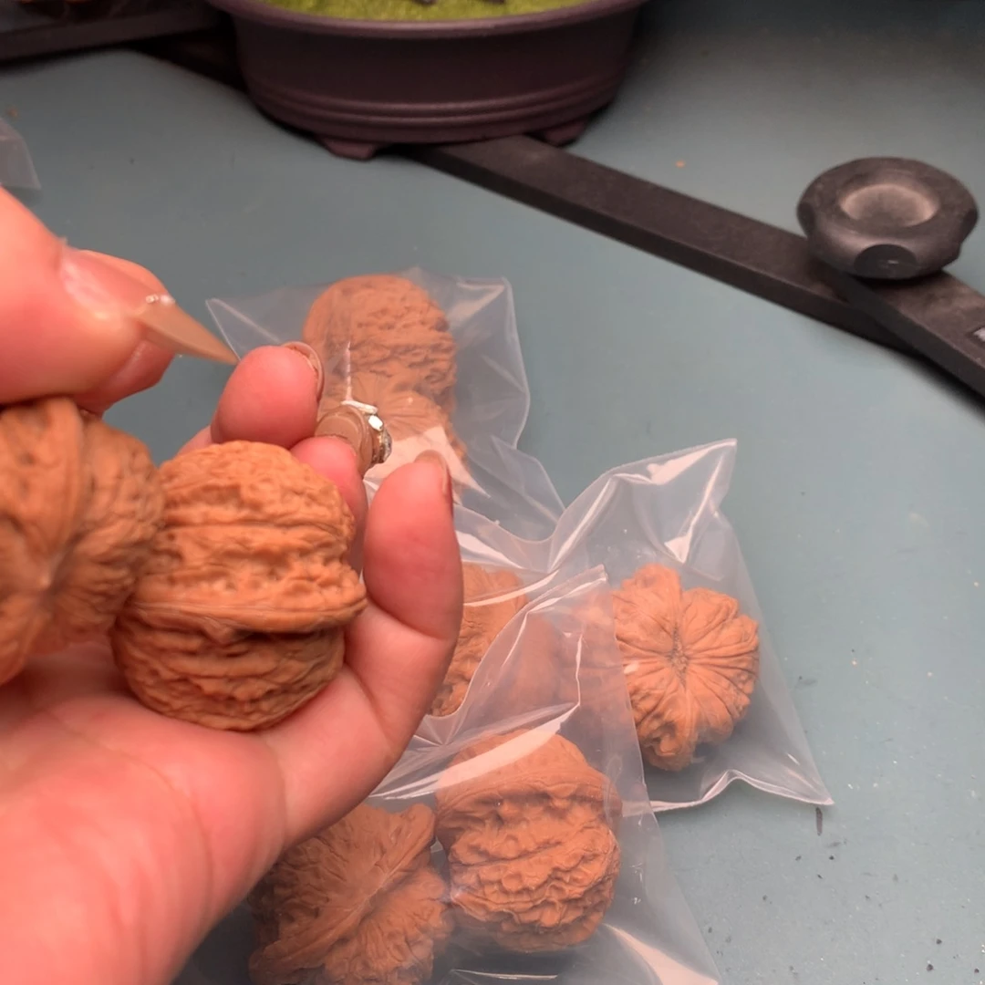 文玩核桃把件全品血麒麟4243