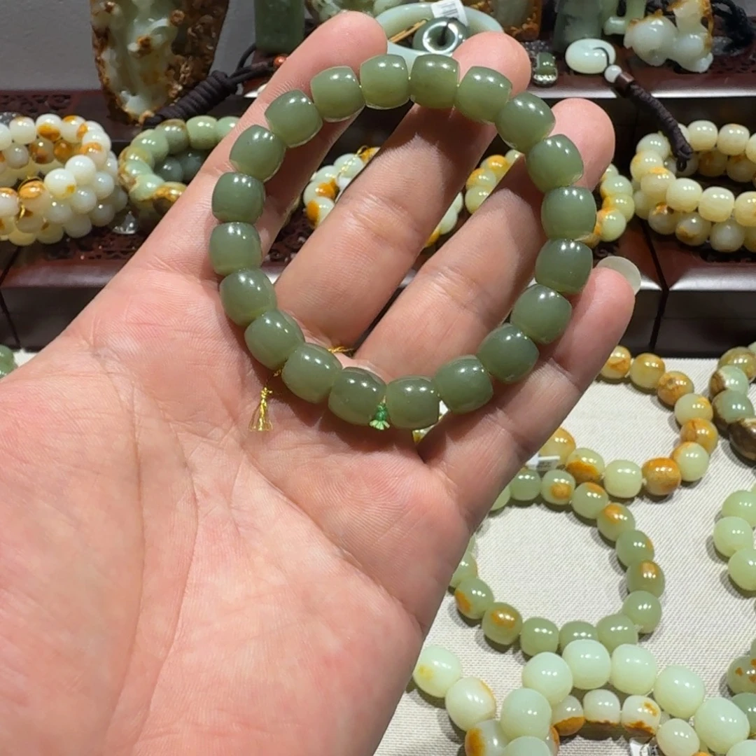 和田玉（糖玉）未镶嵌手链