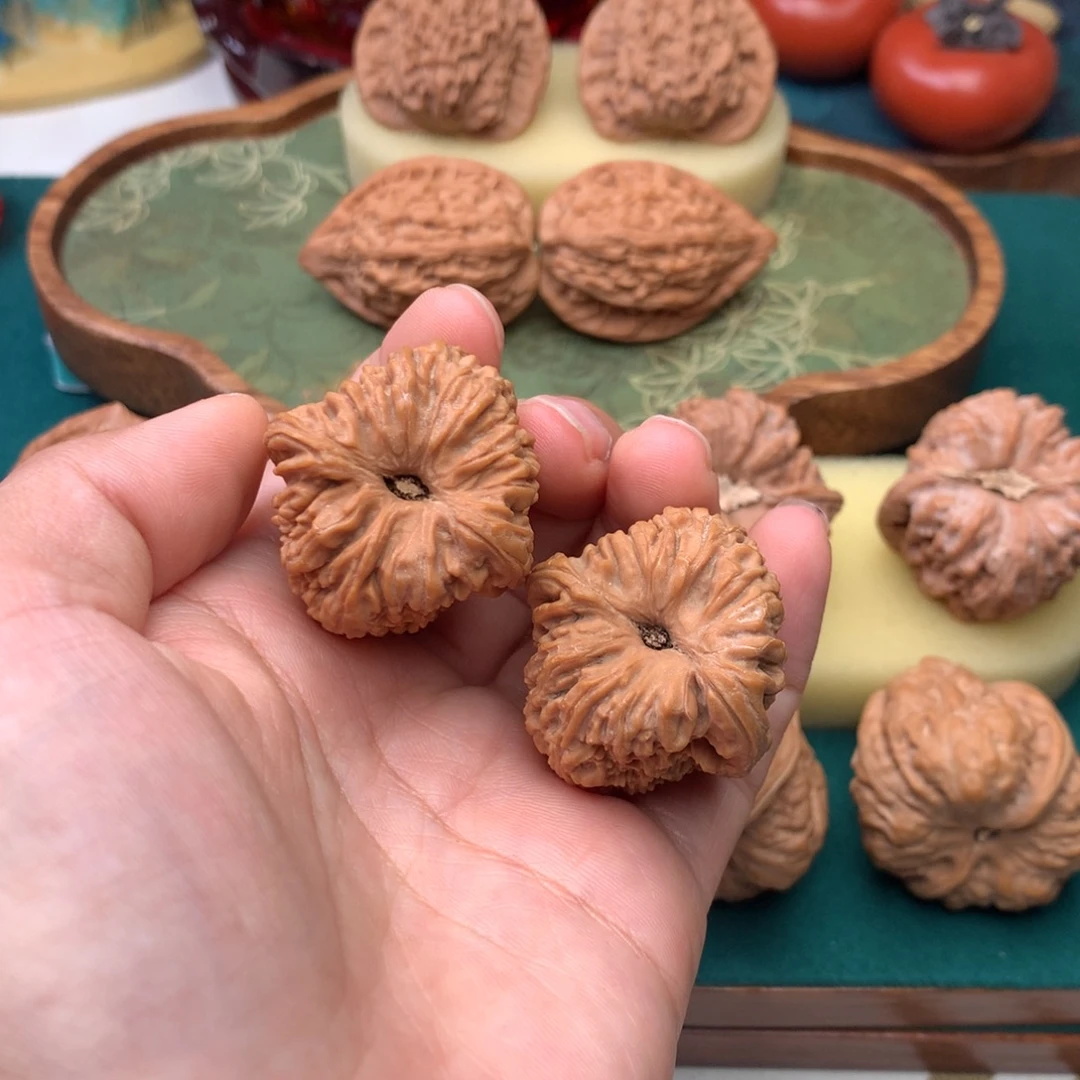 被***客文玩核桃把件南将放漏不面试