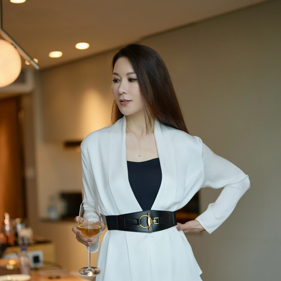 希琳 优雅生活 三醋酸垂感外套配腰带上衣CD216545