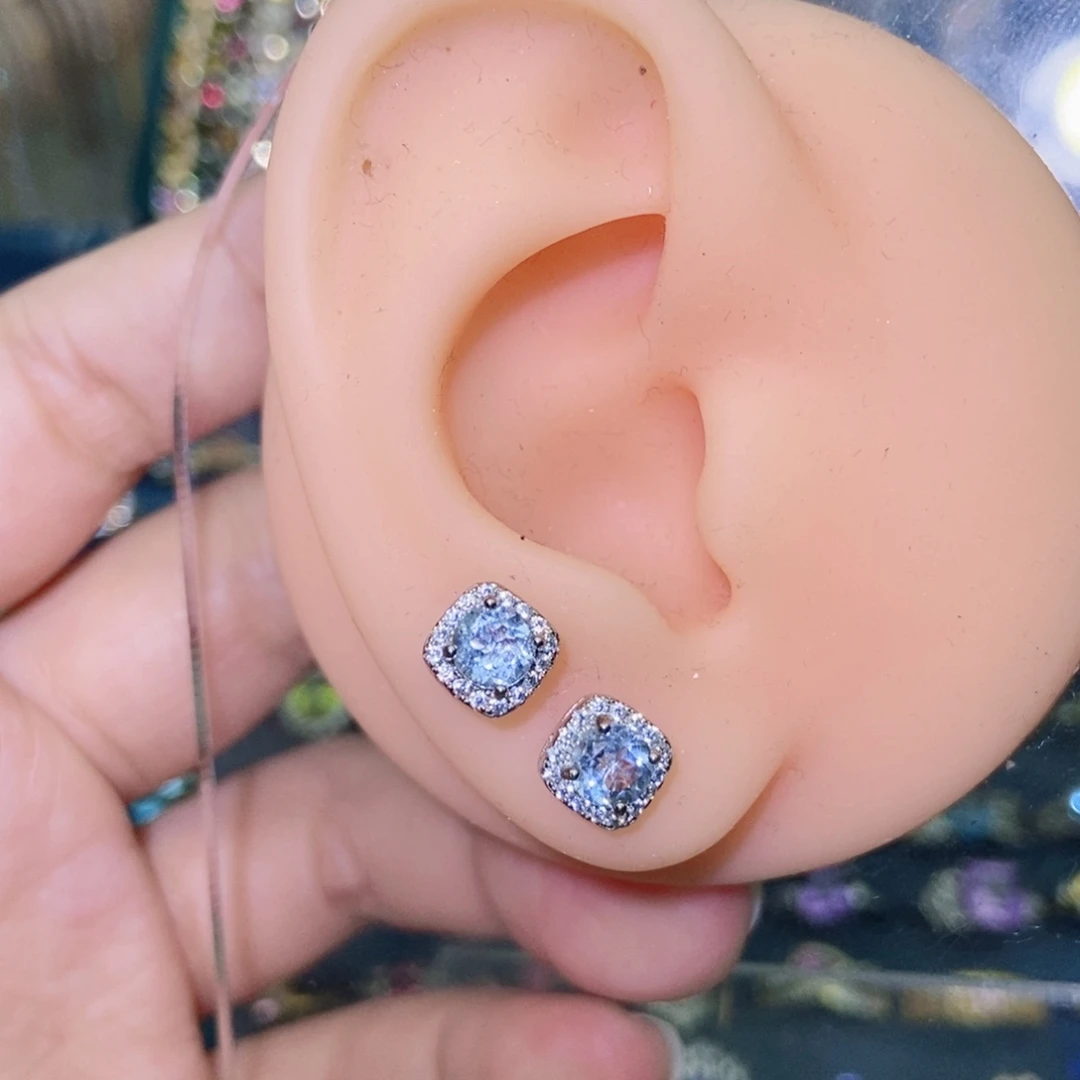 银S925镶嵌海蓝宝石耳钉