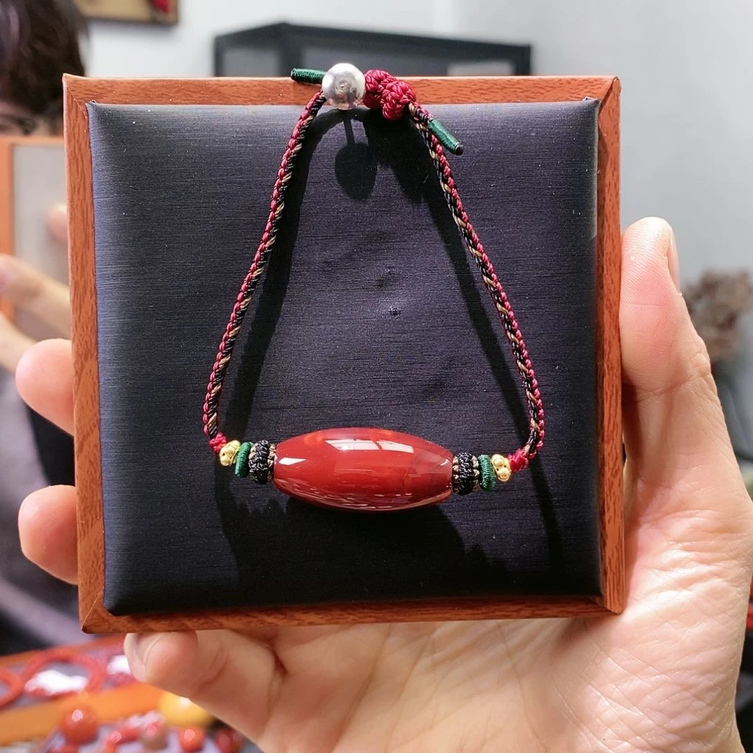 南红玛瑙手绳未镶嵌朱****贝