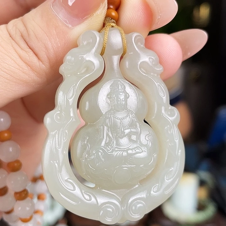 和田玉未镶嵌颈饰定制发货