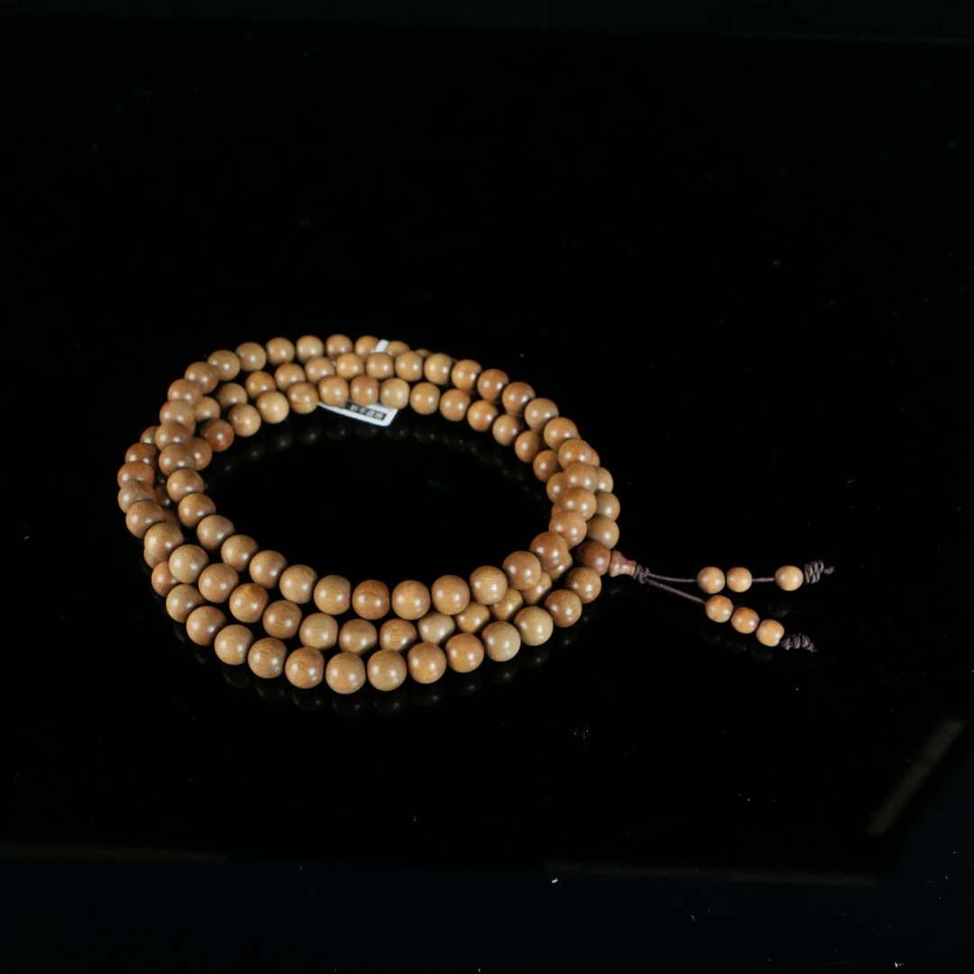 DY-B7623 印度老山檀香念珠 0.82cm 29.81g