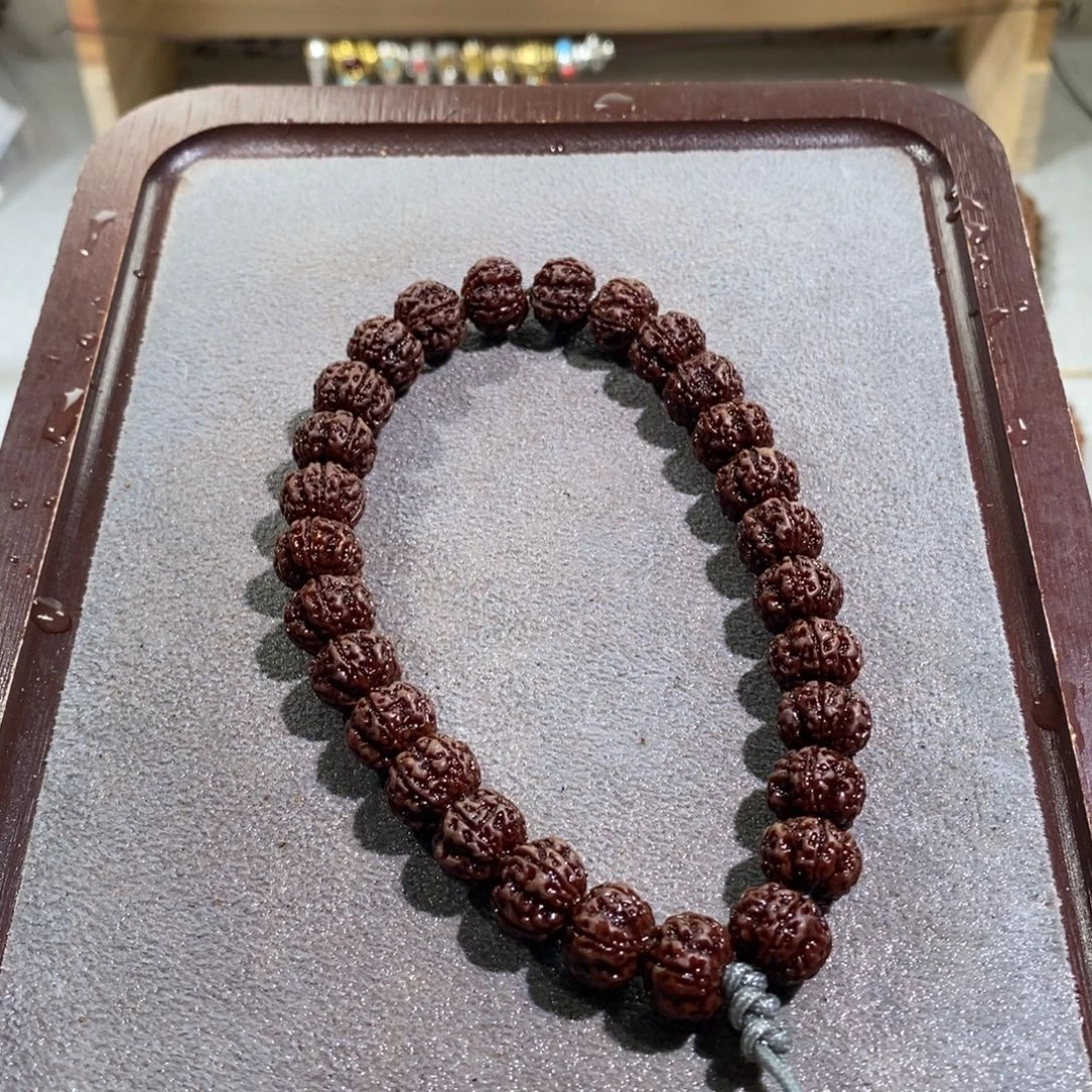 魔***鱼金刚菩提吊坠凹底梅花手持0112