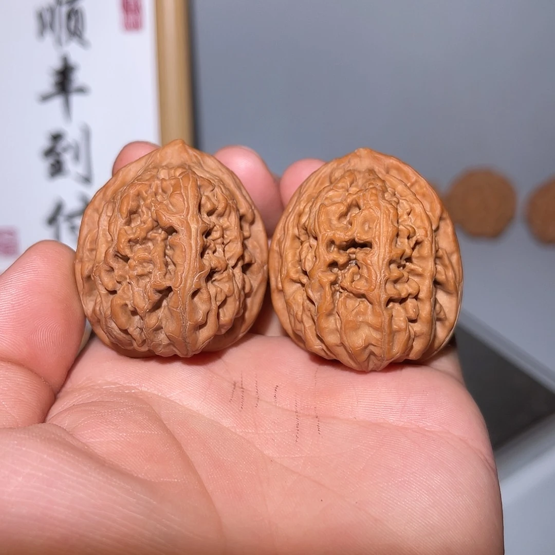 文玩核桃吊坠凤凰台