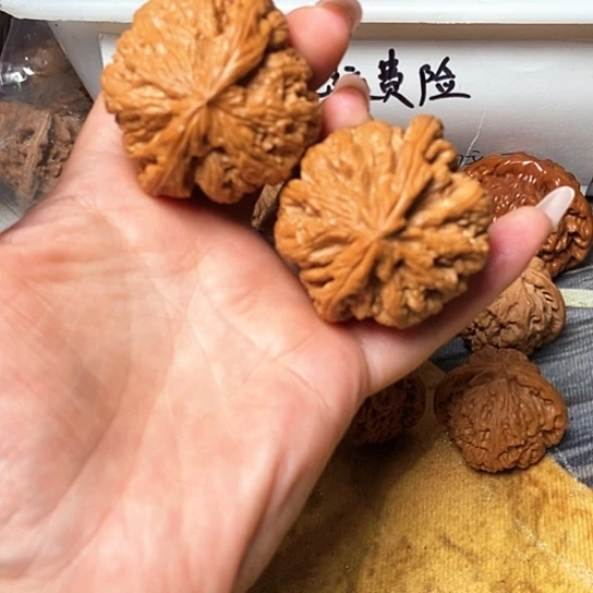吊坠文玩核桃粗筋