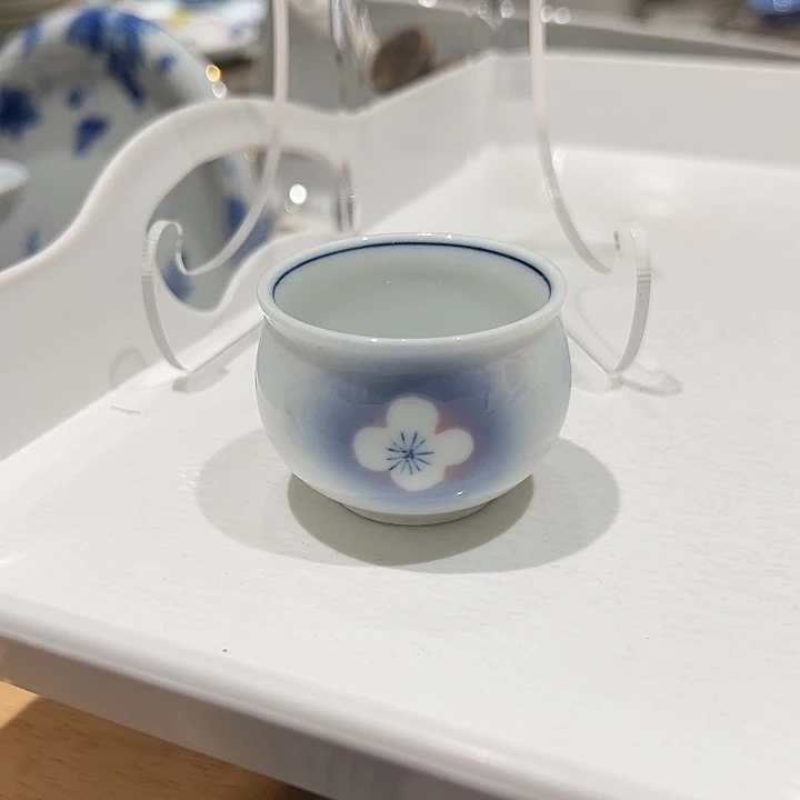 小***歪瓷手绘小小一口杯超可爱漏出