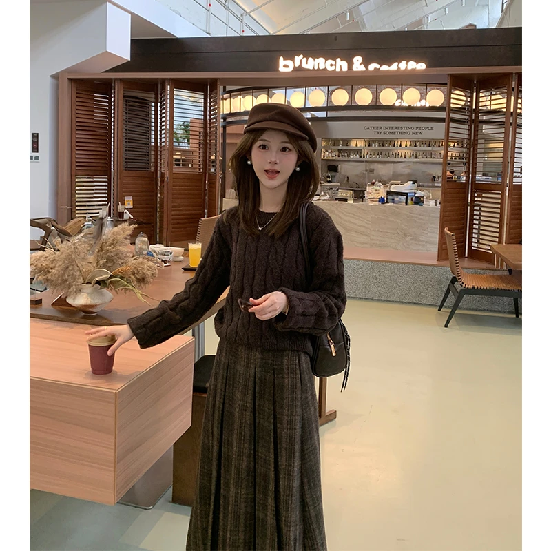 FUGUI RICH【左岸咖啡】小个子秋季新款设计感麻花编织百搭法式毛衣