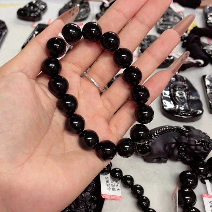 颈饰未镶嵌翡翠苏**家