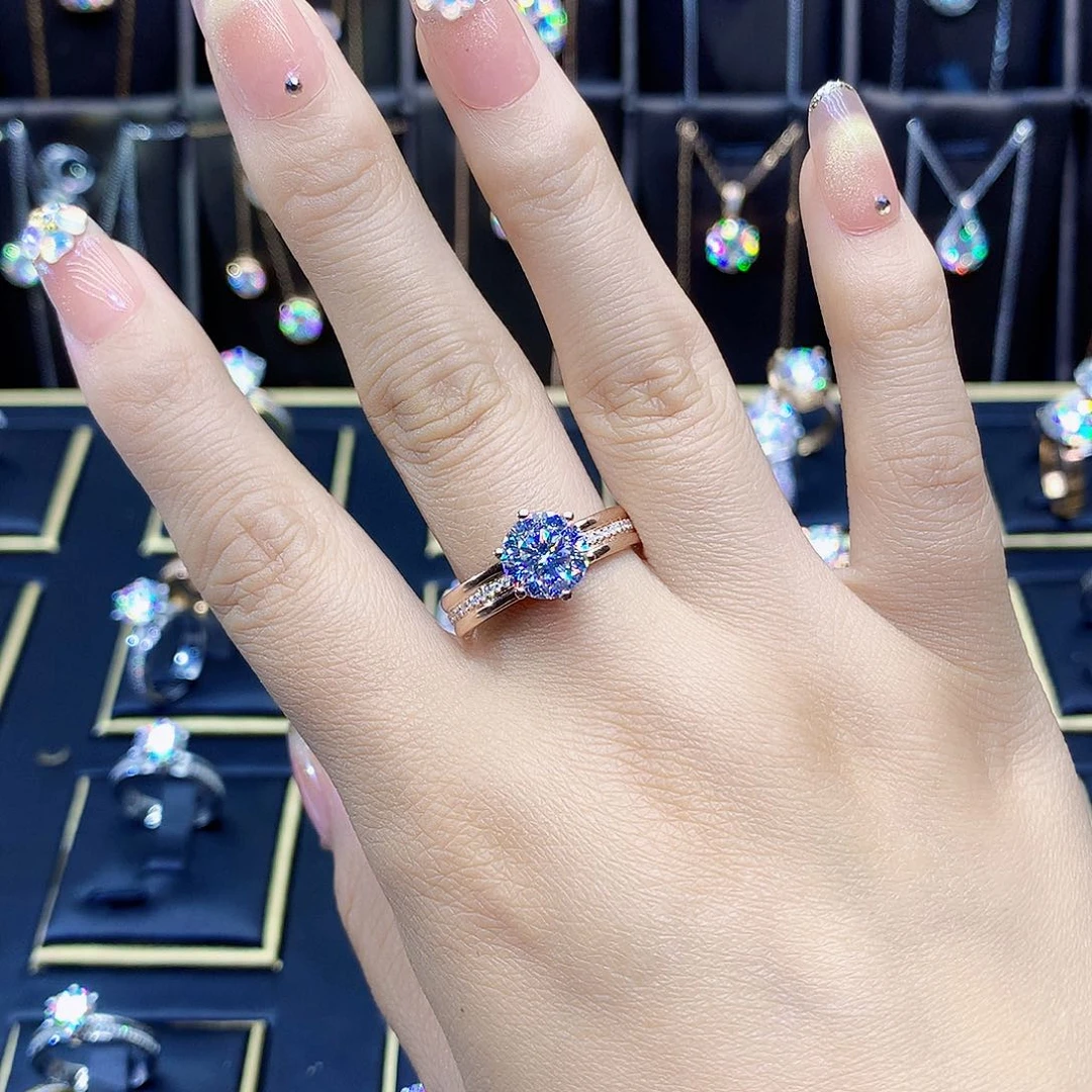 18K金镶嵌合成碳硅石（莫桑石）戒指/指环樱*姐