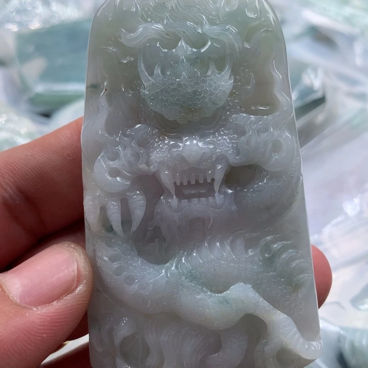 翡翠未镶嵌颈饰保真天然a货翡翠