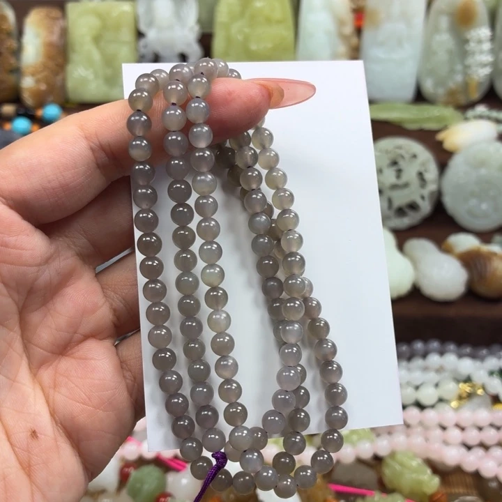 和田玉未镶嵌颈饰雪****