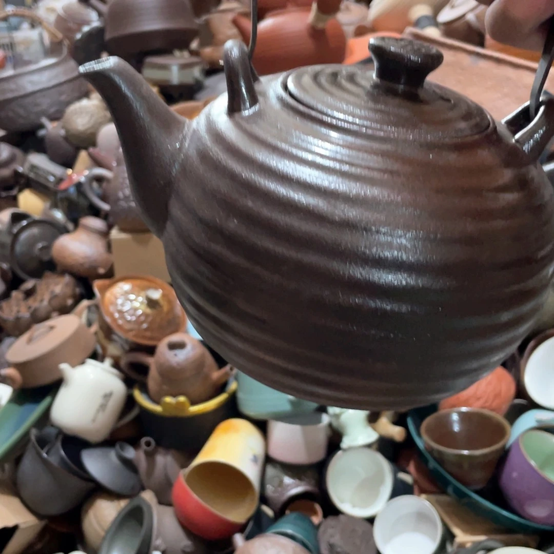 瓷片我不敢看电视我在床