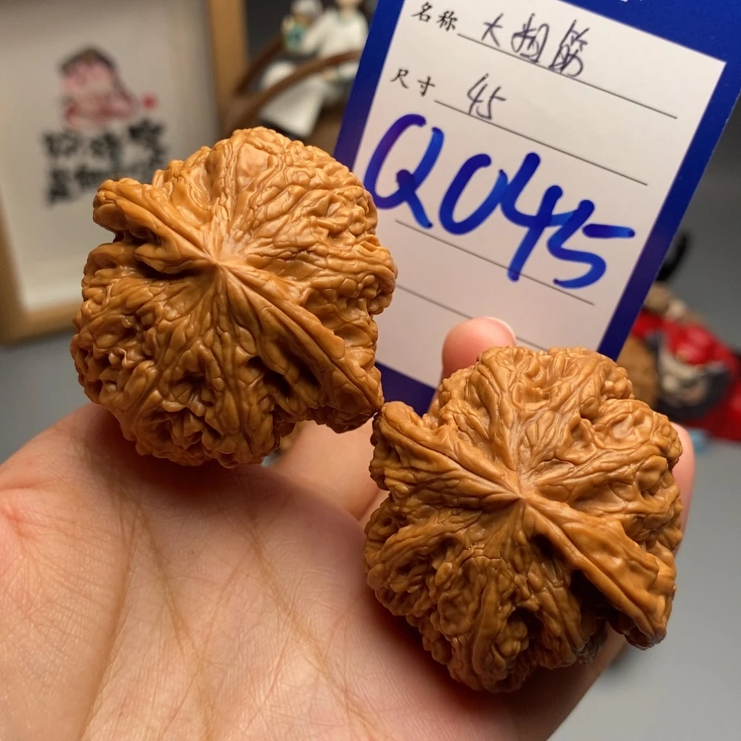 文玩核桃吊坠大粗筋45