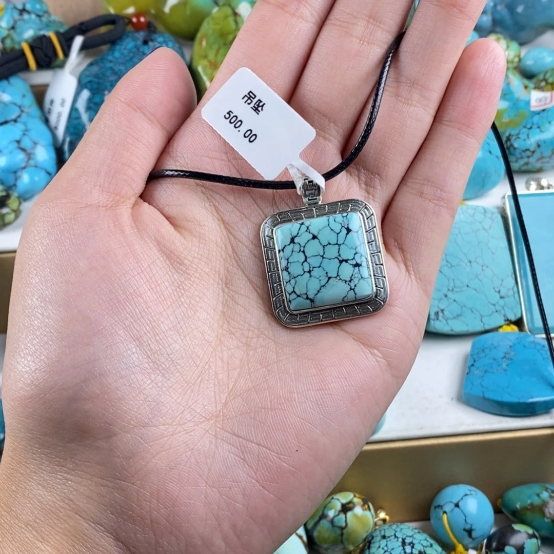 高瓷蓝精品吊坠z