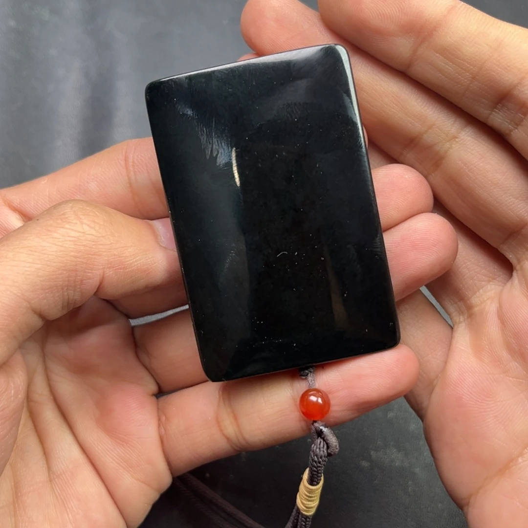 和田玉颈饰未镶嵌多样性新疆黑油青钢板无事牌大