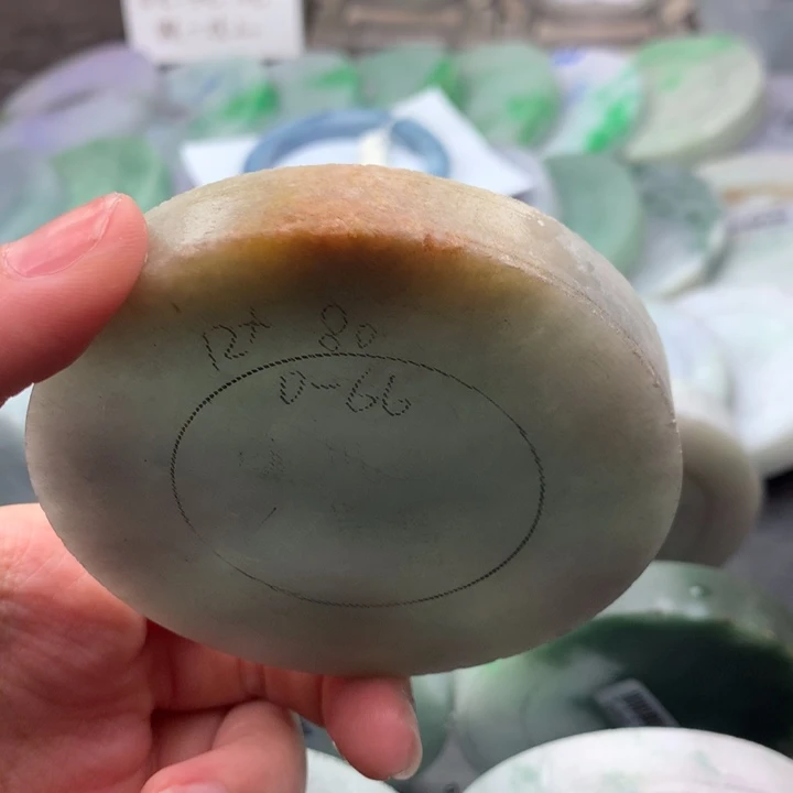 未镶嵌翡翠定制翡翠