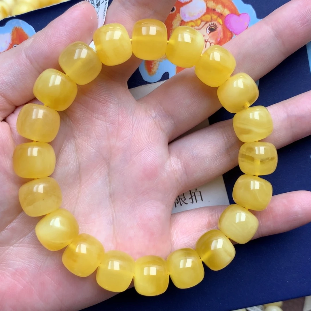 蜜蜡未镶嵌珠宝奇石238
