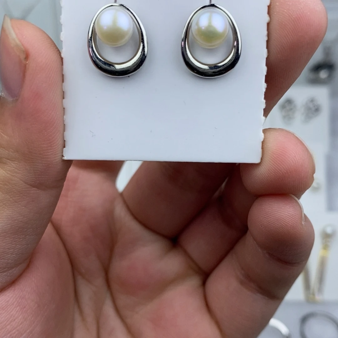 淡水珍珠未镶嵌耳饰