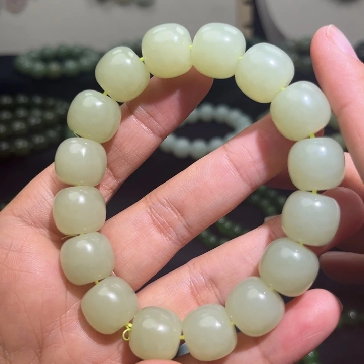 和田玉未镶嵌手链卡14