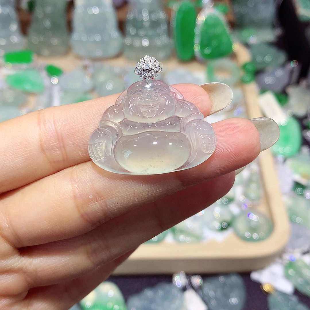 翡翠18K金镶嵌颈饰佛