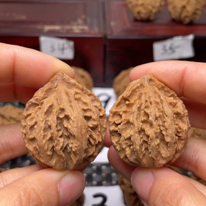 吊坠文玩核桃秦岭核桃