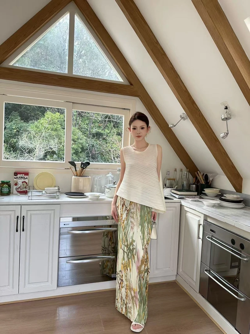 压褶不规则百搭气质韩系高级感上衣半裙套装