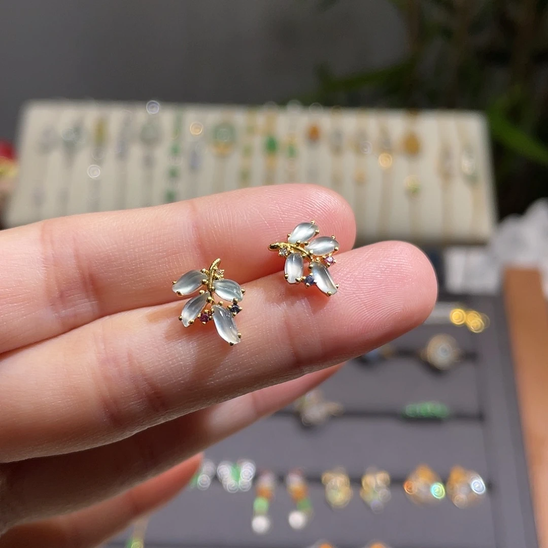 翡翠耳饰18K金镶嵌玻璃种小叶子