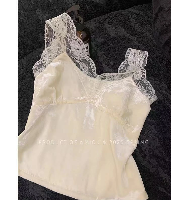 【婷婷】《丝绒吊带》v颈显瘦蕾丝复古贵气吊带 NM2SQTM2002【Q】