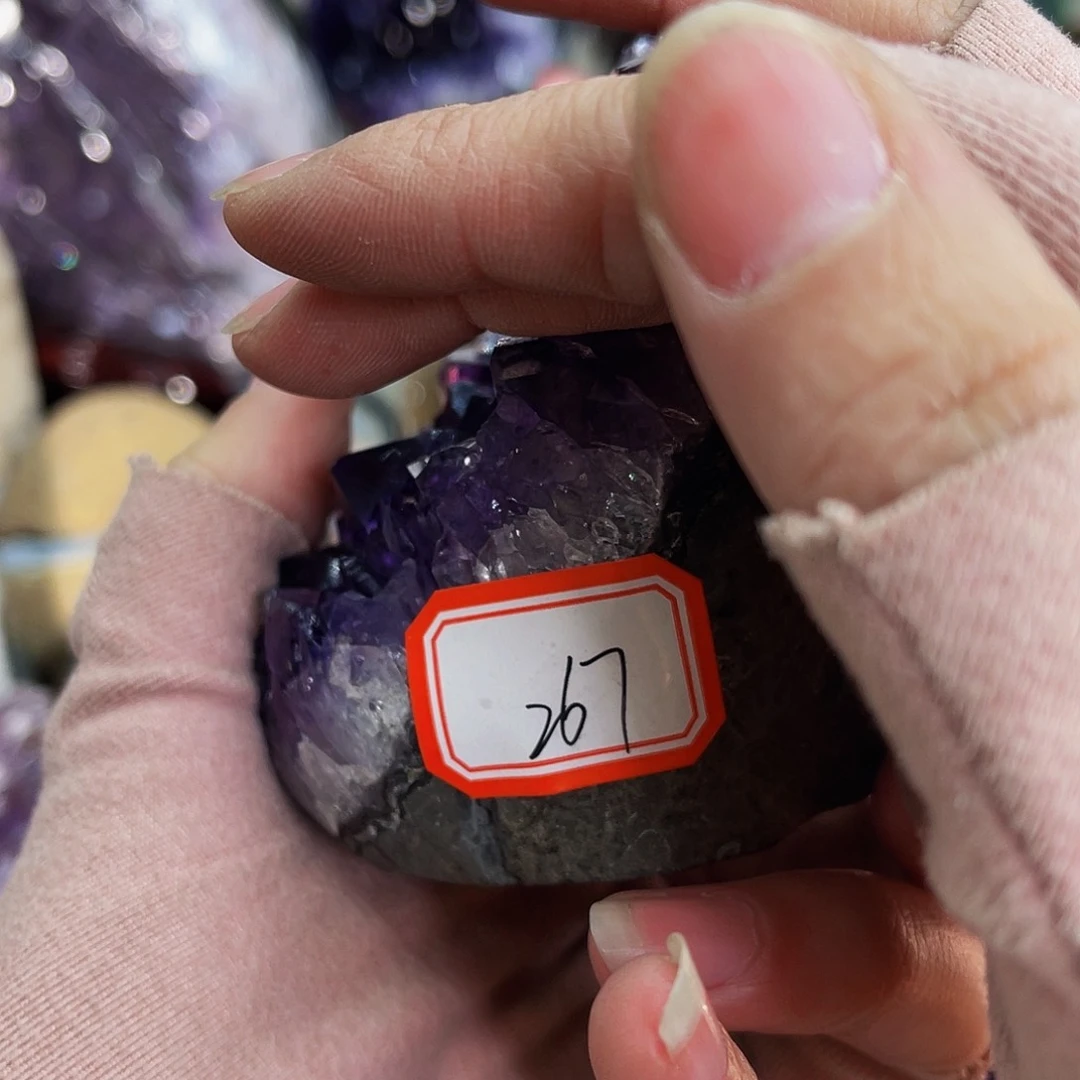 水晶随形摆件未镶嵌