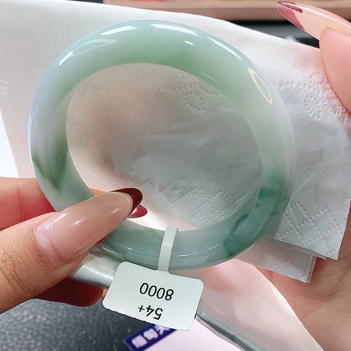 未镶嵌手镯翡翠牛奶底满圈飘花