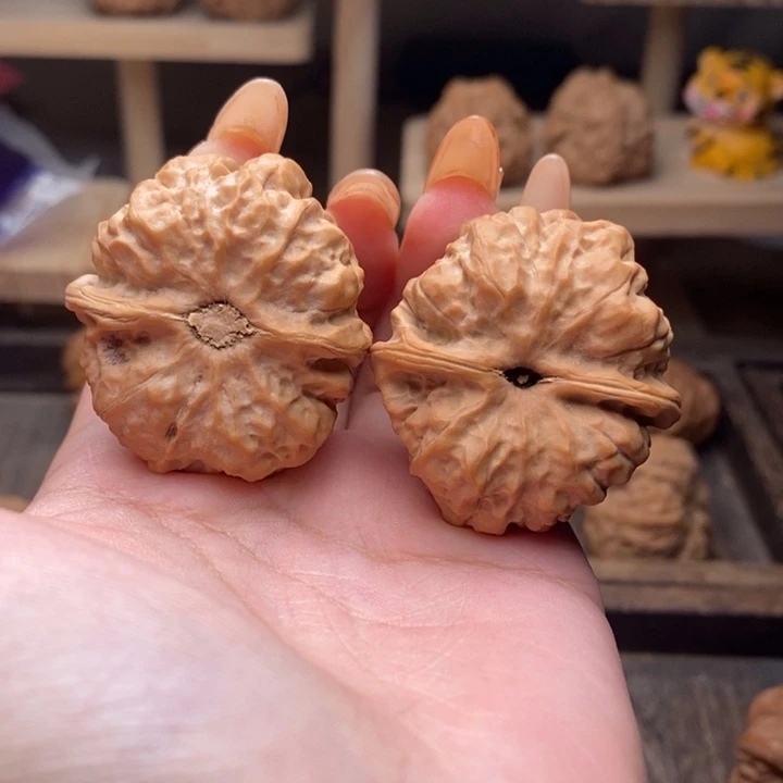 哈***子文玩核桃吊坠三角蛙37