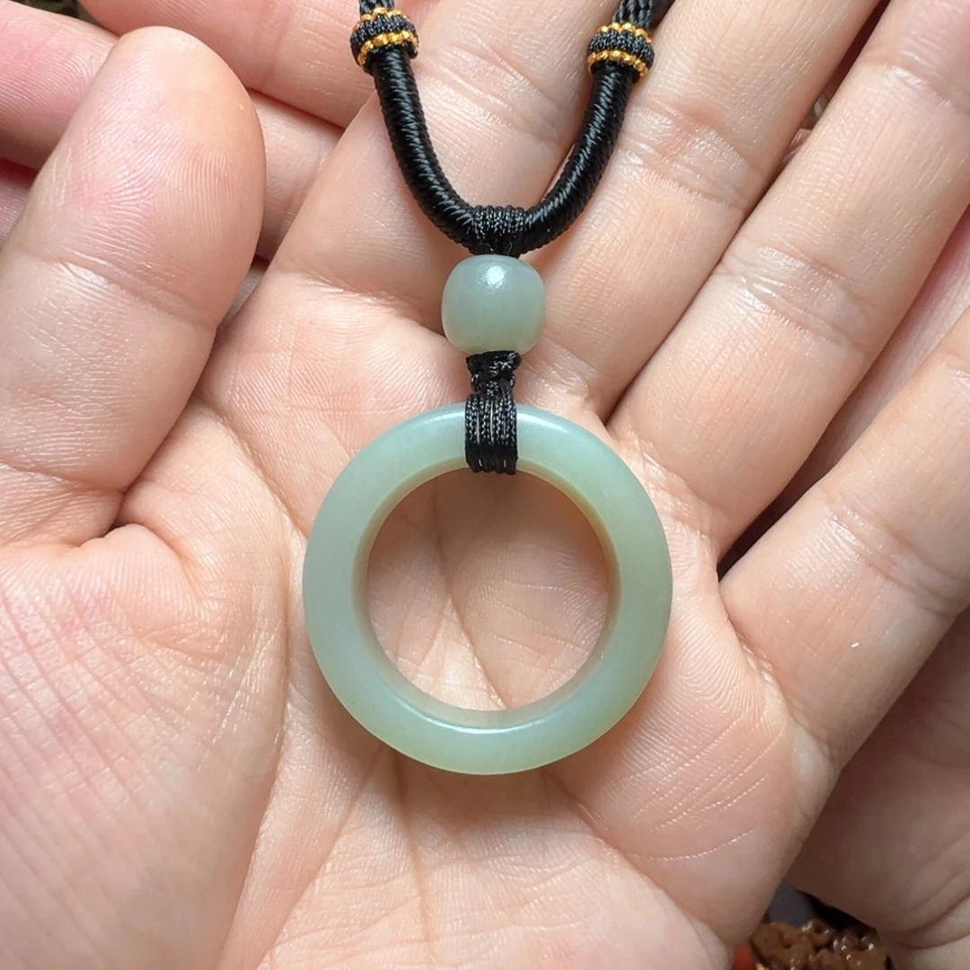 和田玉（糖玉）未镶嵌挂件