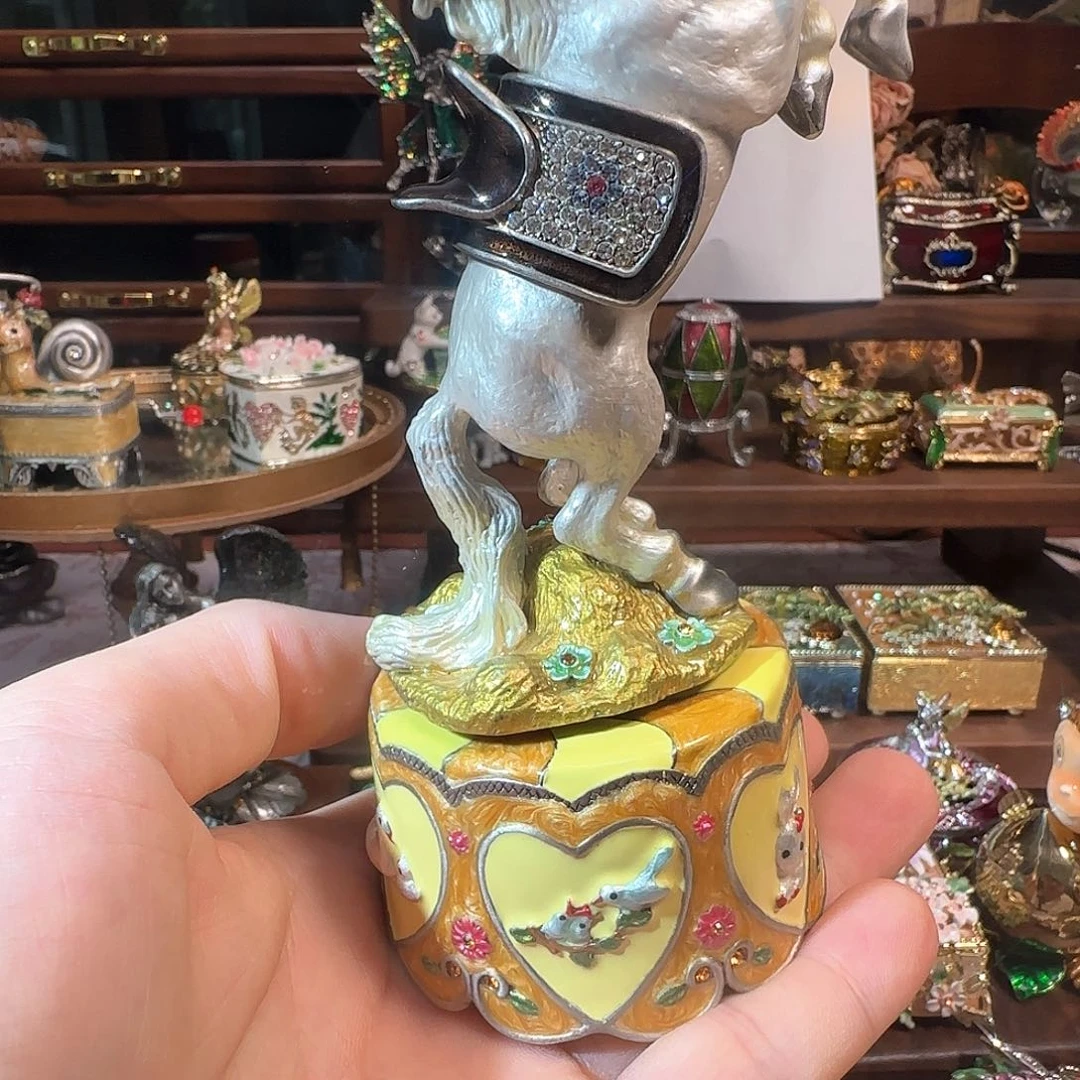 手工制品请勿吹毛求疵