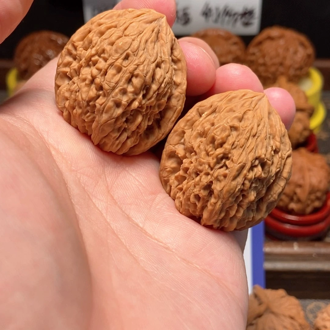 吊坠文玩核桃南疆石36尺34